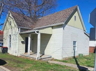 523 S 7th St, Boonville, IN 47601
