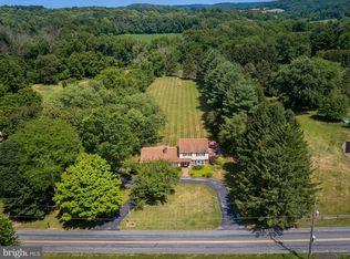 194 Morningside Rd, Elverson, PA 19520