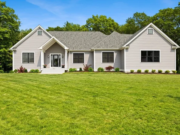 751 Sharps Lot Rd, Swansea, MA 02777