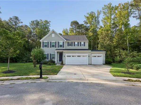 114 Silverlake Run, Yorktown, VA 23690
