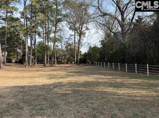 300 Dale Ln, Cayce, SC 29033