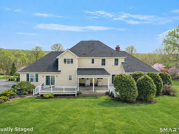 3rd image of 65 Trailside Drive