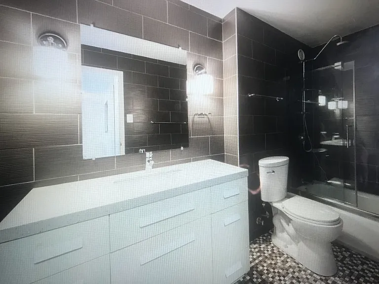 211 E Ohio St #1608 — Photo 9