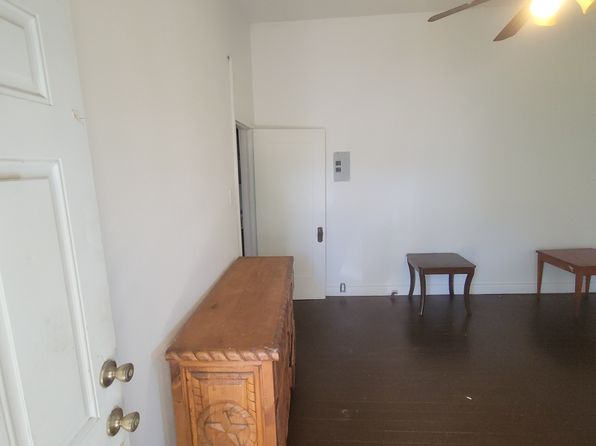 254 Linares St APT 2
