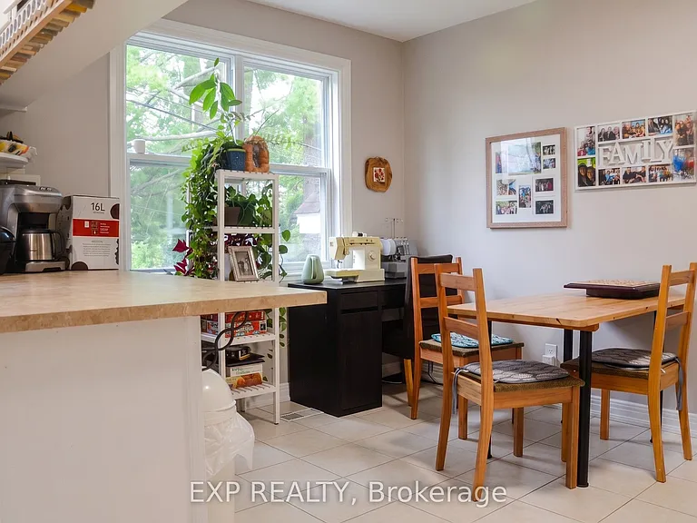42 Lavergne St — Photo 16