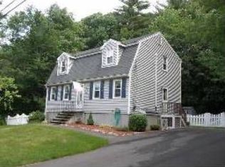 17 Christine Ave, Tyngsboro, MA 01879