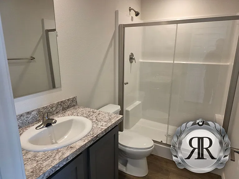 624 N 25th Ave — Photo 4