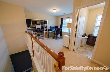 3rd image of 1419 Daisy Park Dr