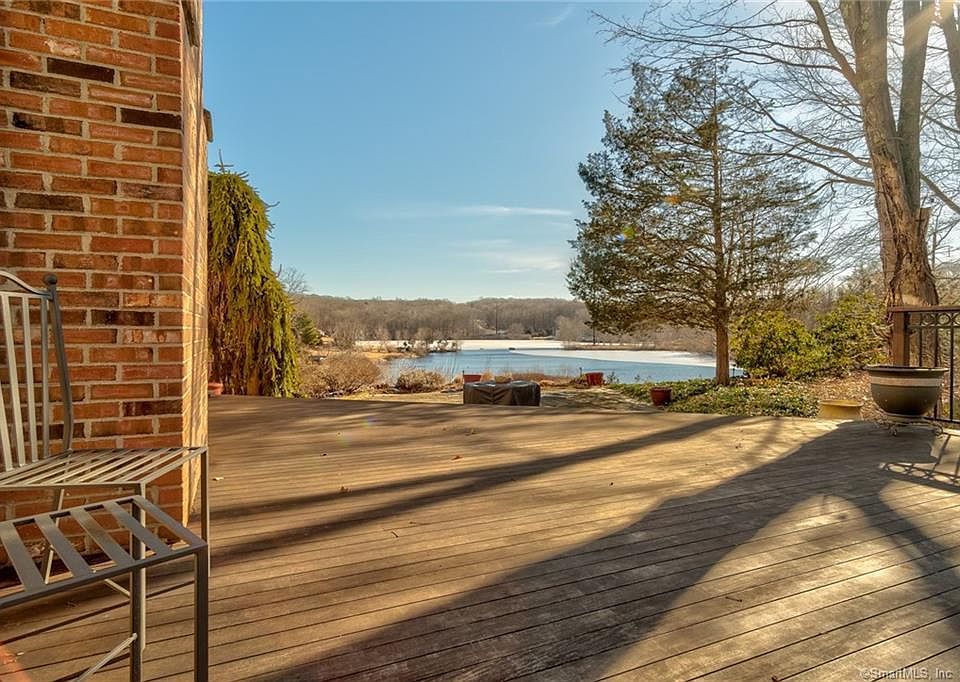 2nd image of 603 White Birch Dr