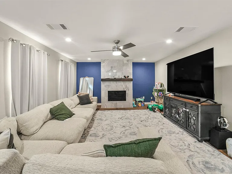 11026 Desert Springs Cir — Photo 9