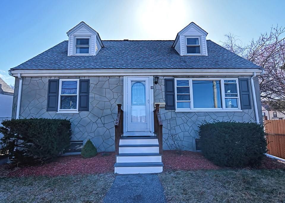 1st image of 18 Spencer Ave