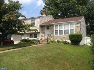 11610 Kelvin Ave, Philadelphia, PA 19116