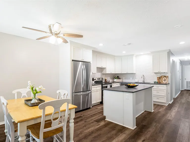 209 Cooner St #B — Photo 7