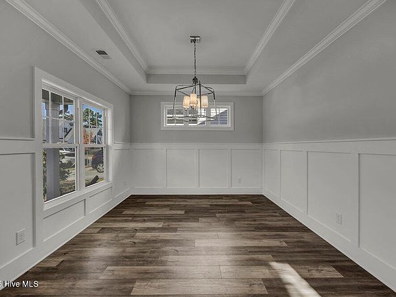 4th image of 3747 Spicetree Drive
