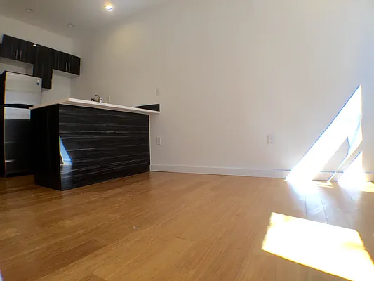 Rented by Ink Realty Services LLC | media 28