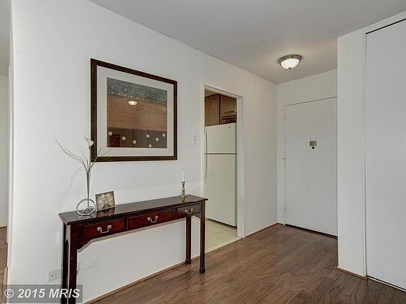 2nd image of 4501 Arlington Blvd APT 301