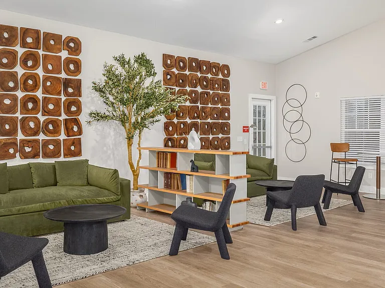Edgewood Place — Photo 10