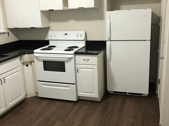 3rd image of 1125 S Lafayette Ave #2