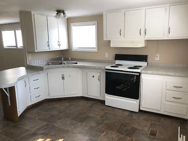 Kitchen Full View