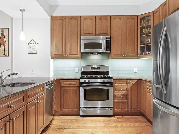 3rd image of 458 W 146th St APT 3S
