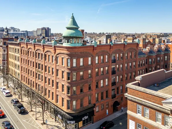 1 Linden Place APT 312, Hartford, CT 06106