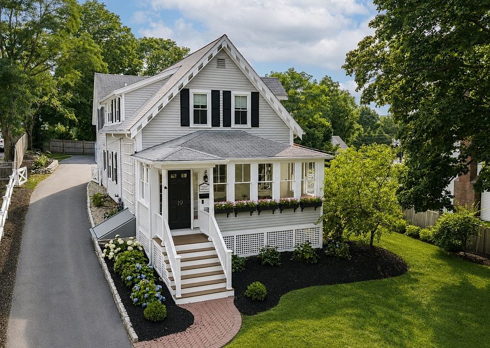 1st image of 19 Hersey St