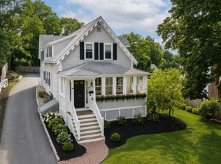 19 Hersey St, Hingham, MA 02043