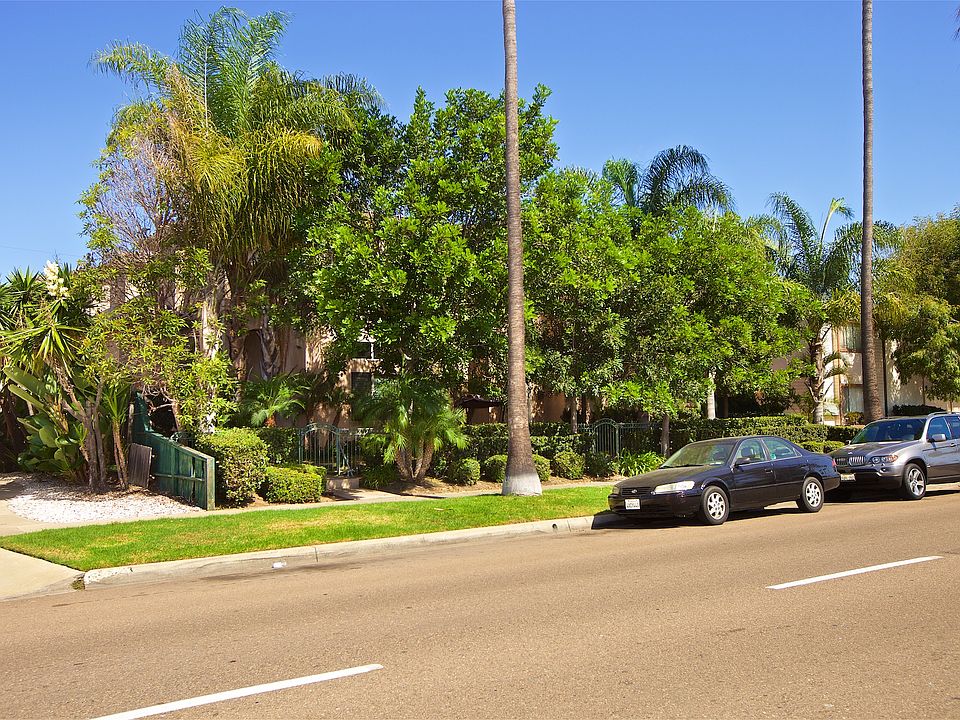 1st image of 1136 Grand Ave