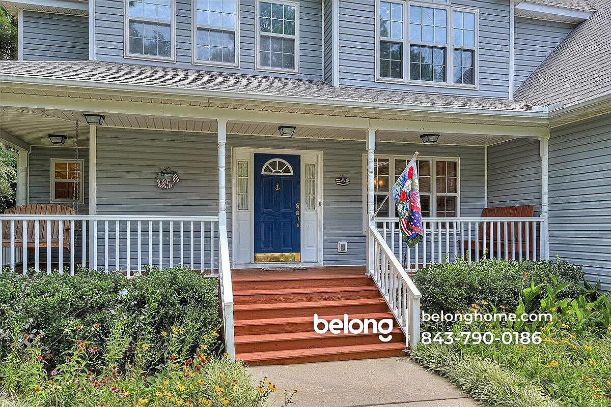 4 bed, 2.5 bath, 2760 sqft, $2,525 — Photo 3