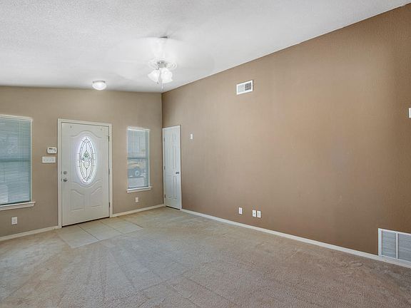 4th image of 14573 Jesus Almeida Ave