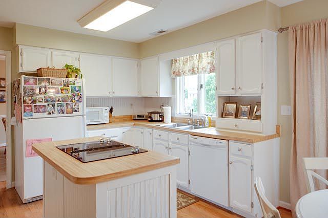 1st image of 3386 Redbud Ln