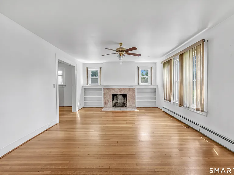 170 Huntington Tpke — Photo 6