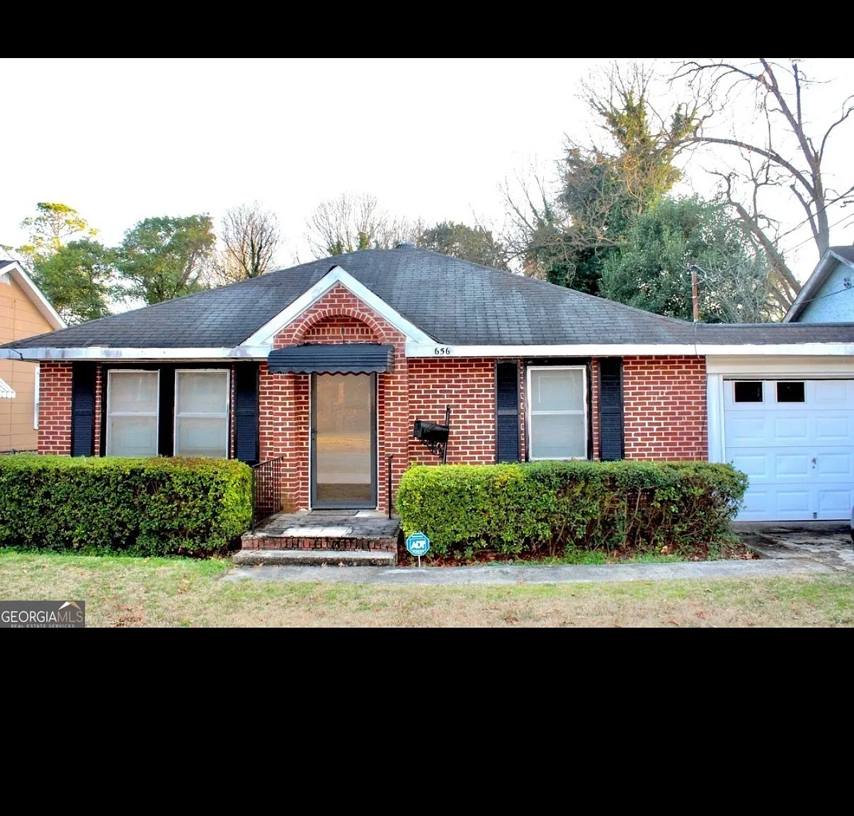 2 bed, 2.0 bath, 1404 sqft, $1,250 — Photo 1
