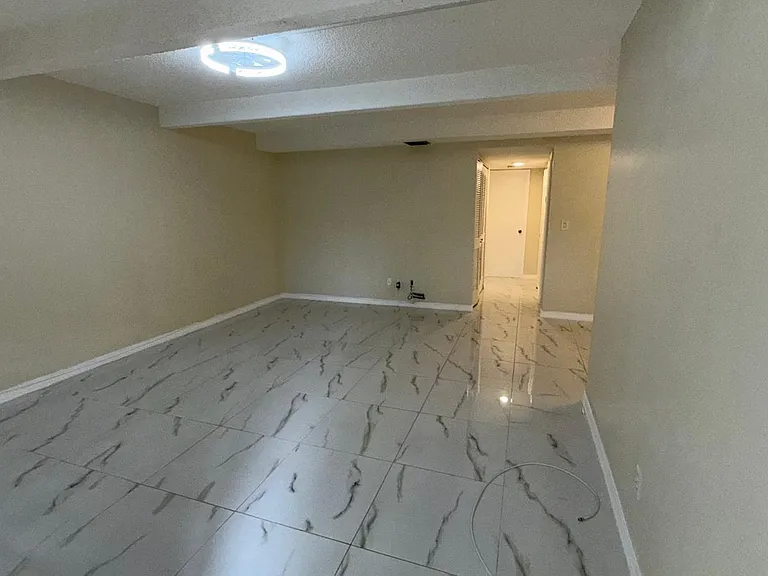 1225 S Flagler Ave #313 — Photo 2