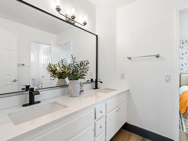 28832 Harwick Dr — Photo 58