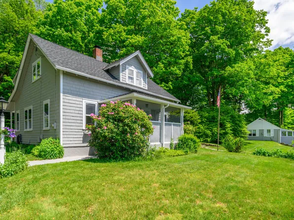 11 Flat Swamp Road, Newtown, CT 06470