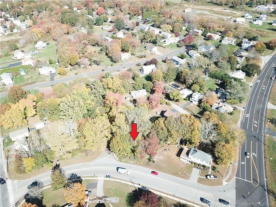 2nd image of 7 West St
