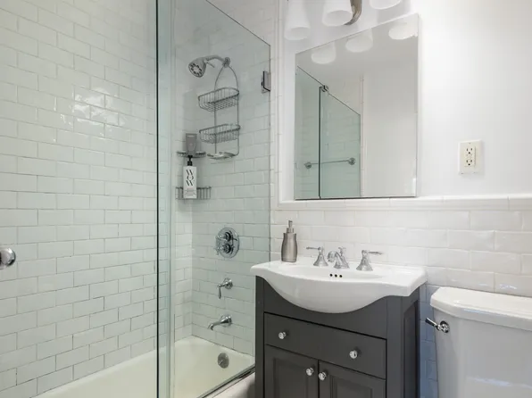 222 East 80th Street image 7 of 8