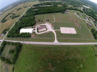 25372 Ridgeview Rd, Paola, KS 66071