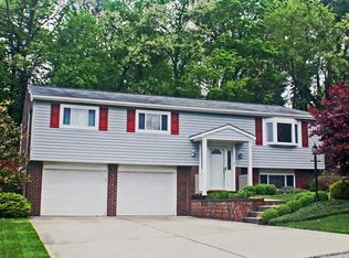 106 Briar Crest Dr, Monroeville, PA