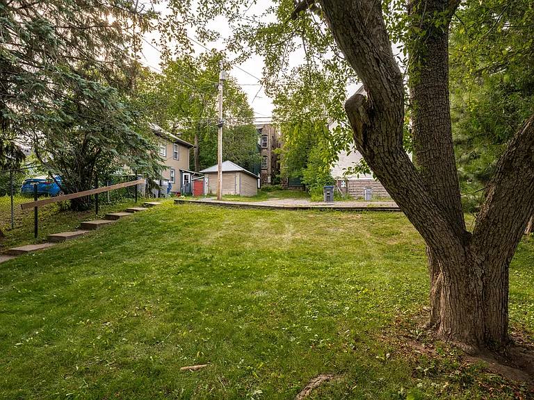1107 E 2nd St #1107 — Photo 20