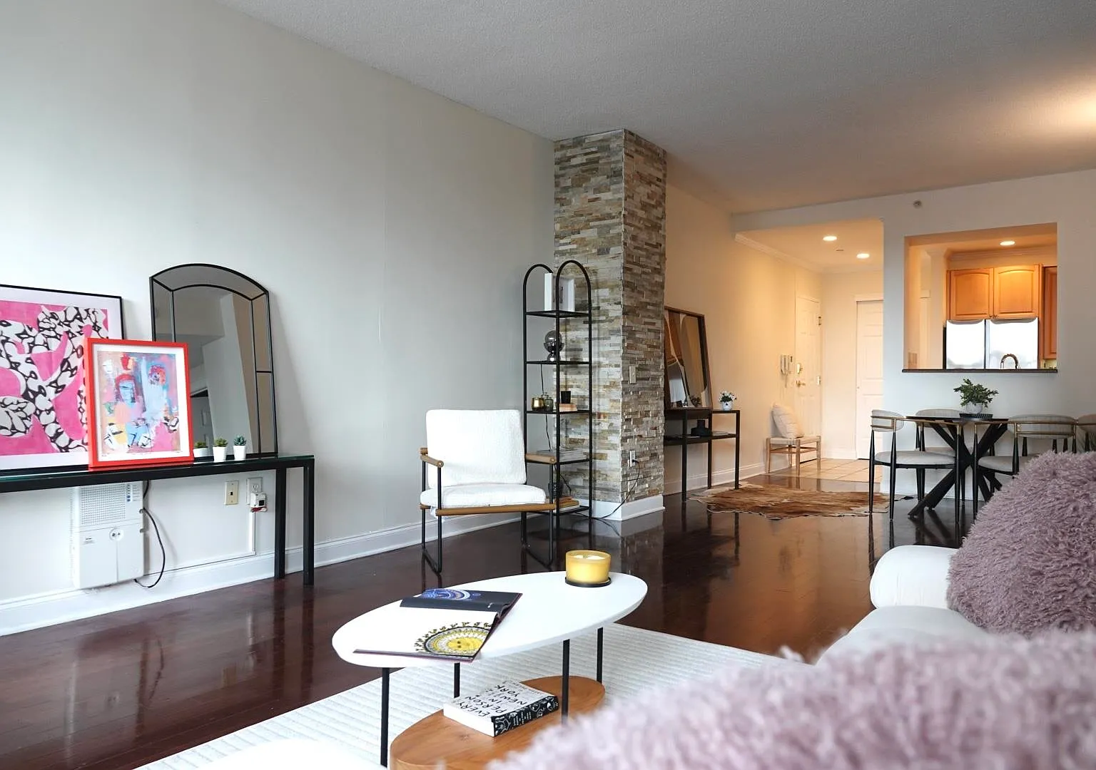2 bed, 2.0 bath, $4,500 — Photo 2