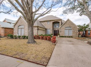 621 Palm Desert Dr, Garland, TX 75044
