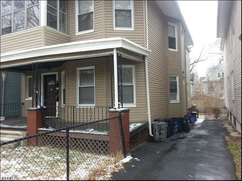 2nd image of 21 Davis Ave