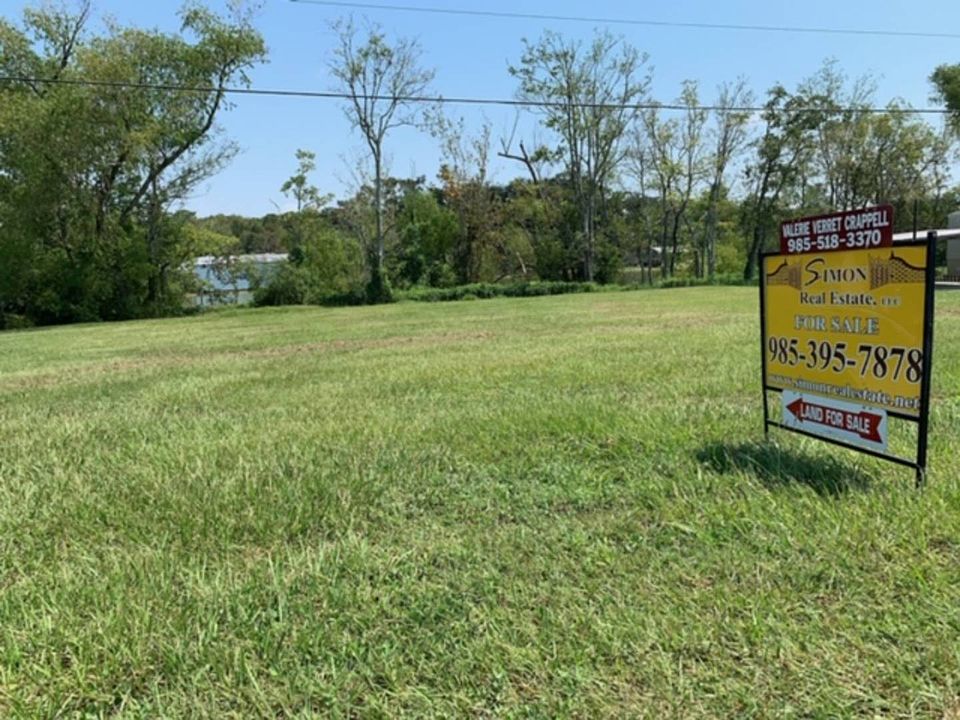 1st image of 3061 B Hwy #70