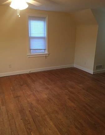 5th image of 4020 Augusta Ave