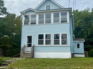 2 Gunn St, Erving, MA 01344