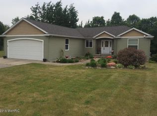 2462 Kinney Ln, Hopkins, MI 49328