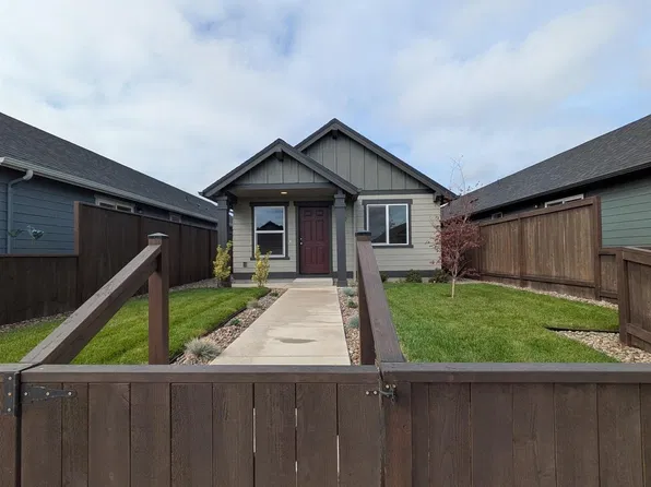 4672 Harrier St SE, Albany, OR 97322
