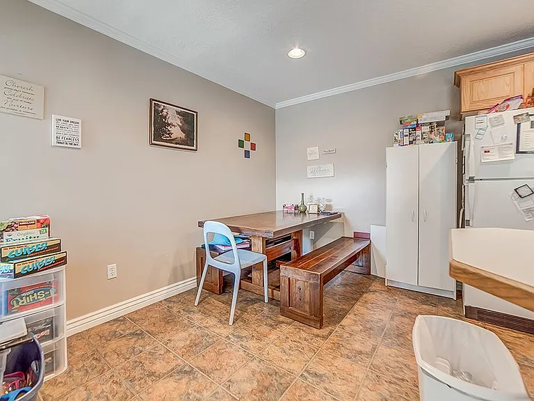 1547 N Riverside Ave #53 — Photo 5